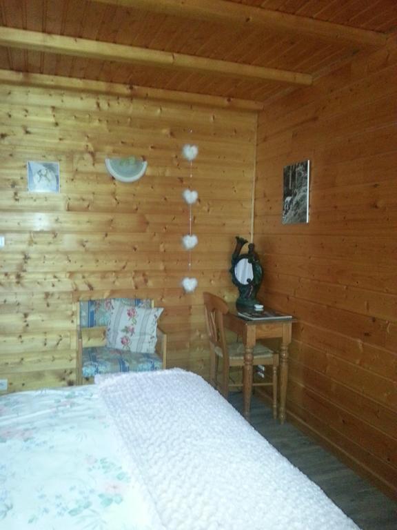 B&B Chalet L'Epinette Gérardmer Szoba fotó
